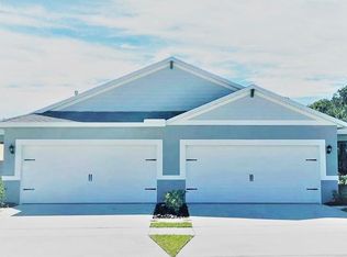 20041 Royal Tern Ct, Leesburg, FL 34748