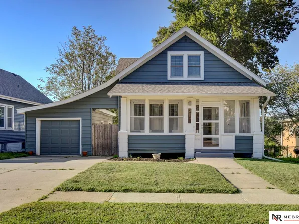 3831 Castelar St, Omaha, NE 68105