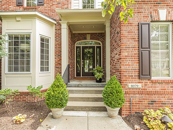 3rd image of 8079 Heyward Dr