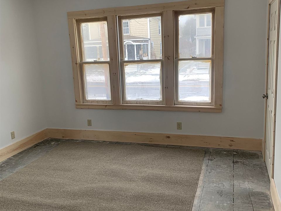 2nd image of 34 Kendall Avenue