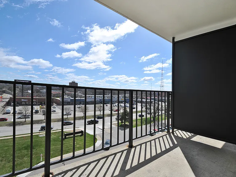 Highland Towers - Senior Living 55+ — Photo 8
