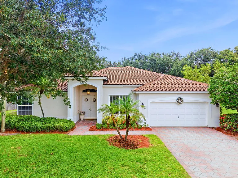 4378 Danielson Dr — Photo 31
