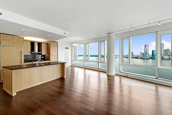 Rented by Compass | media 14