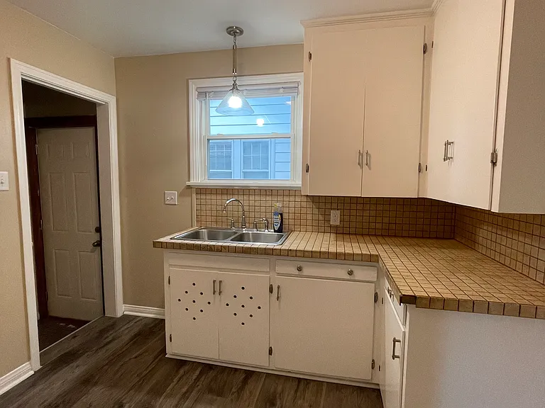 3632 Torrance Dr — Photo 4