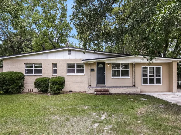 6511 Burgundy Rd S, Jacksonville, FL 32210