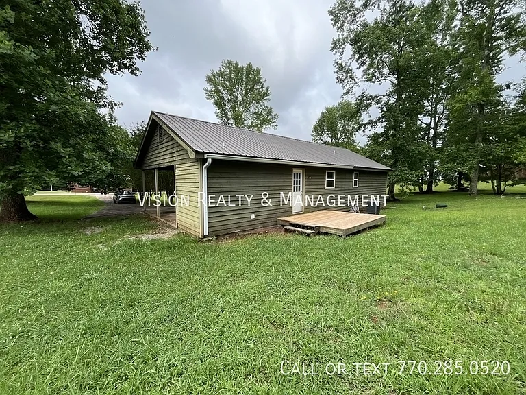 106 Barton Ln — Photo 36