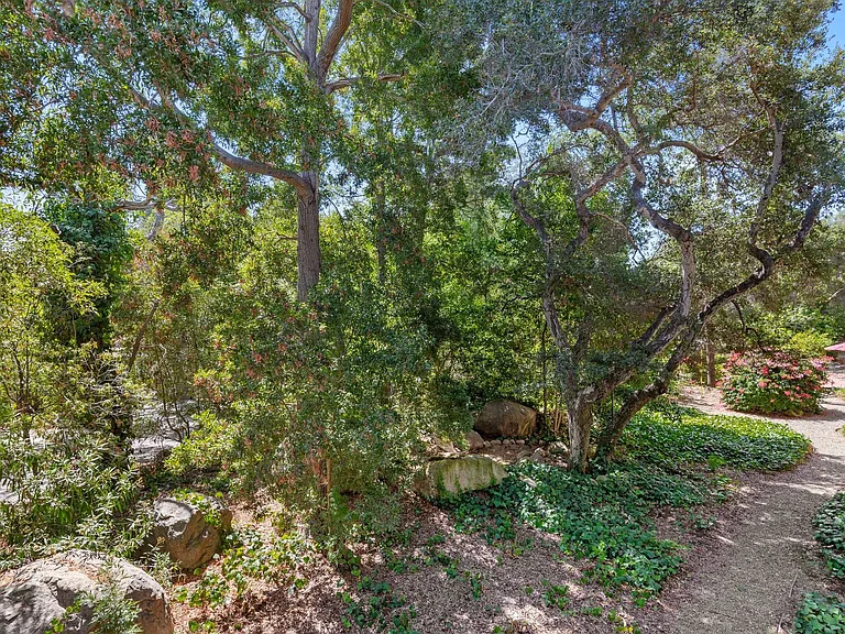 2727 Miradero Dr #205 — Photo 8