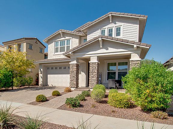 2nd image of 20554 W Briarwood Dr