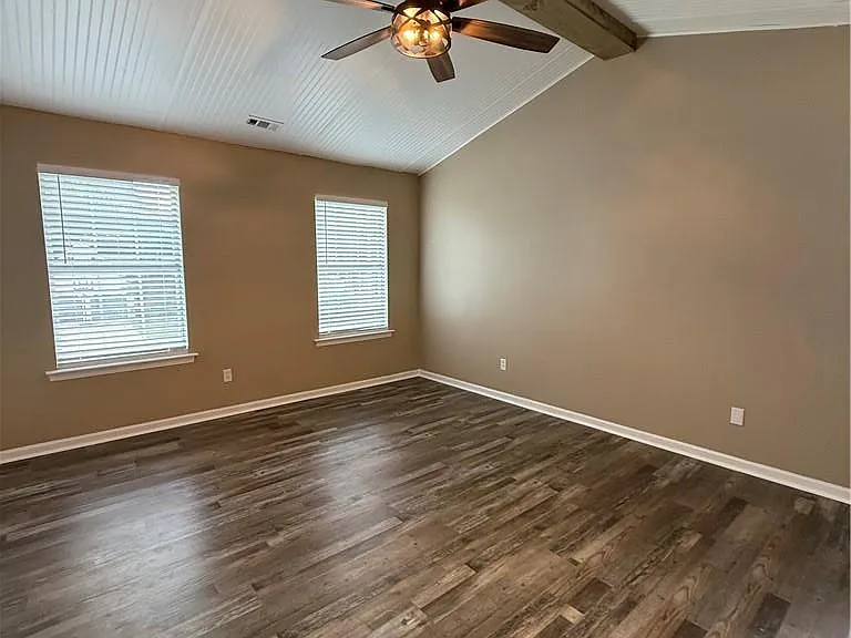 513 Sydenham Blvd — Photo 15