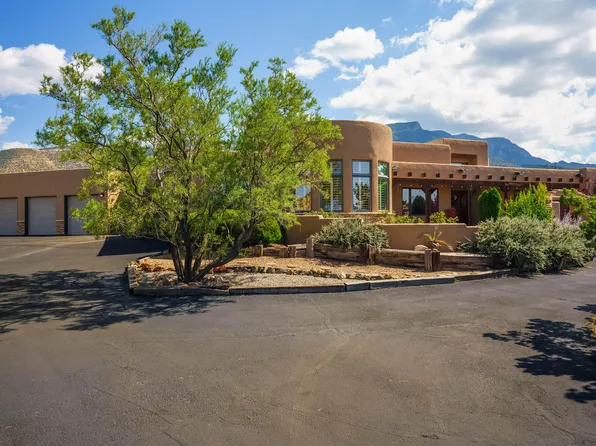 8 Puesta Del Sol, Placitas, NM 87043
