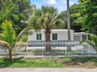 4520 SW 38th St, Hollywood, FL 33023