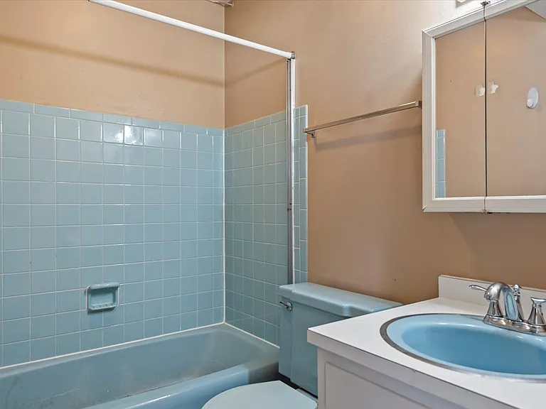 117 S Elder Ln #9 — Photo 8