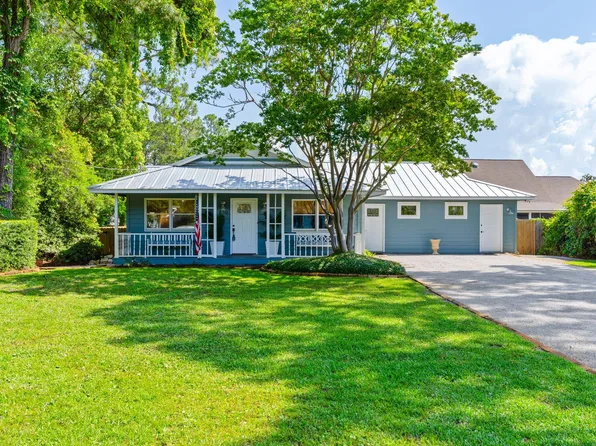 850 Forest Shore Dr, Miramar Beach, FL 32550