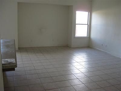 2nd image of 5038 W Robinson Ave