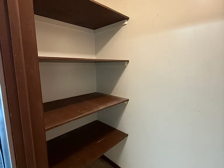 1548 Glenn Ave #D — Photo 11