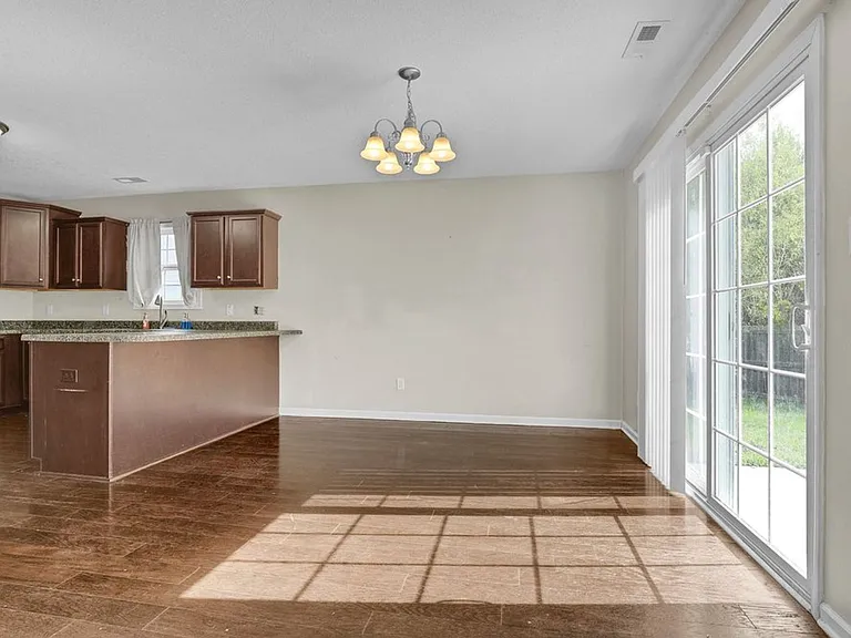 202 Marsh Haven Dr — Photo 9