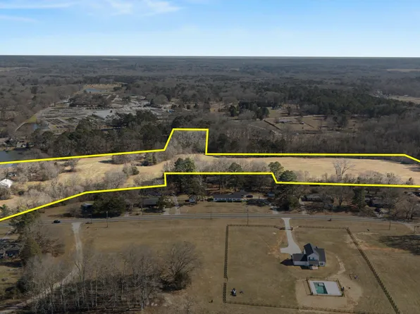 154 Goza Rd, Fayetteville, GA 30215