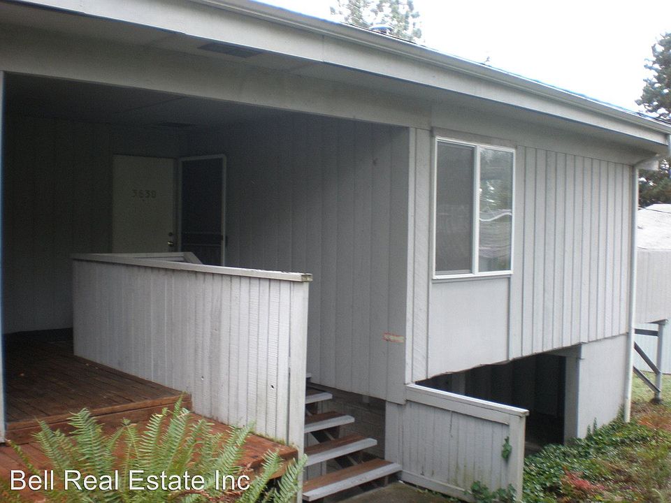 2nd image of 3630 Willamette St