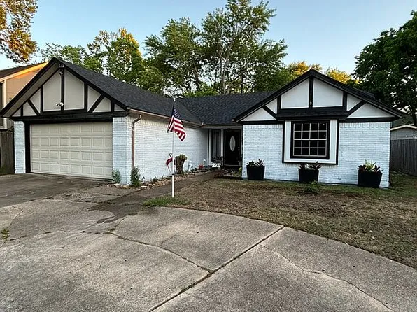 11927 Osage Park Dr, Houston, TX 77065