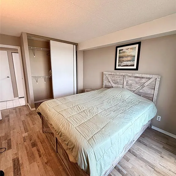150 Park St W #1413 — Photo 17