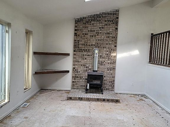 Additional Living Room