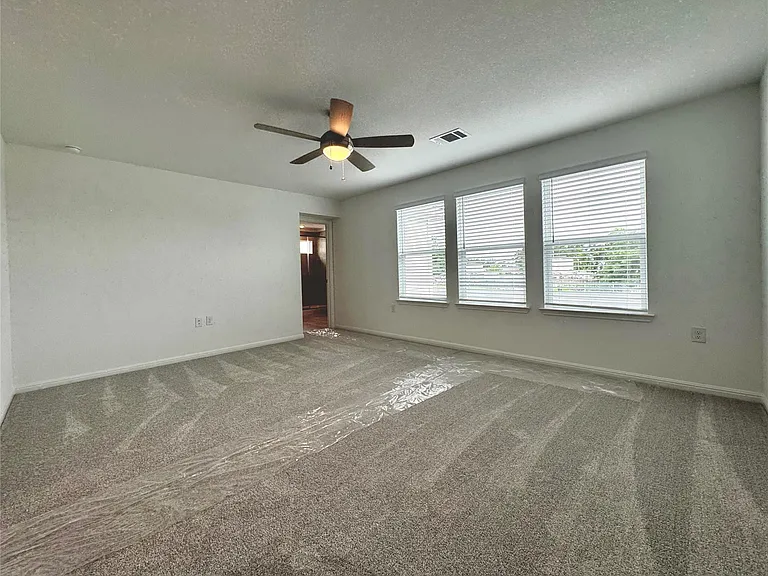 1602 Iberville Dr — Photo 10