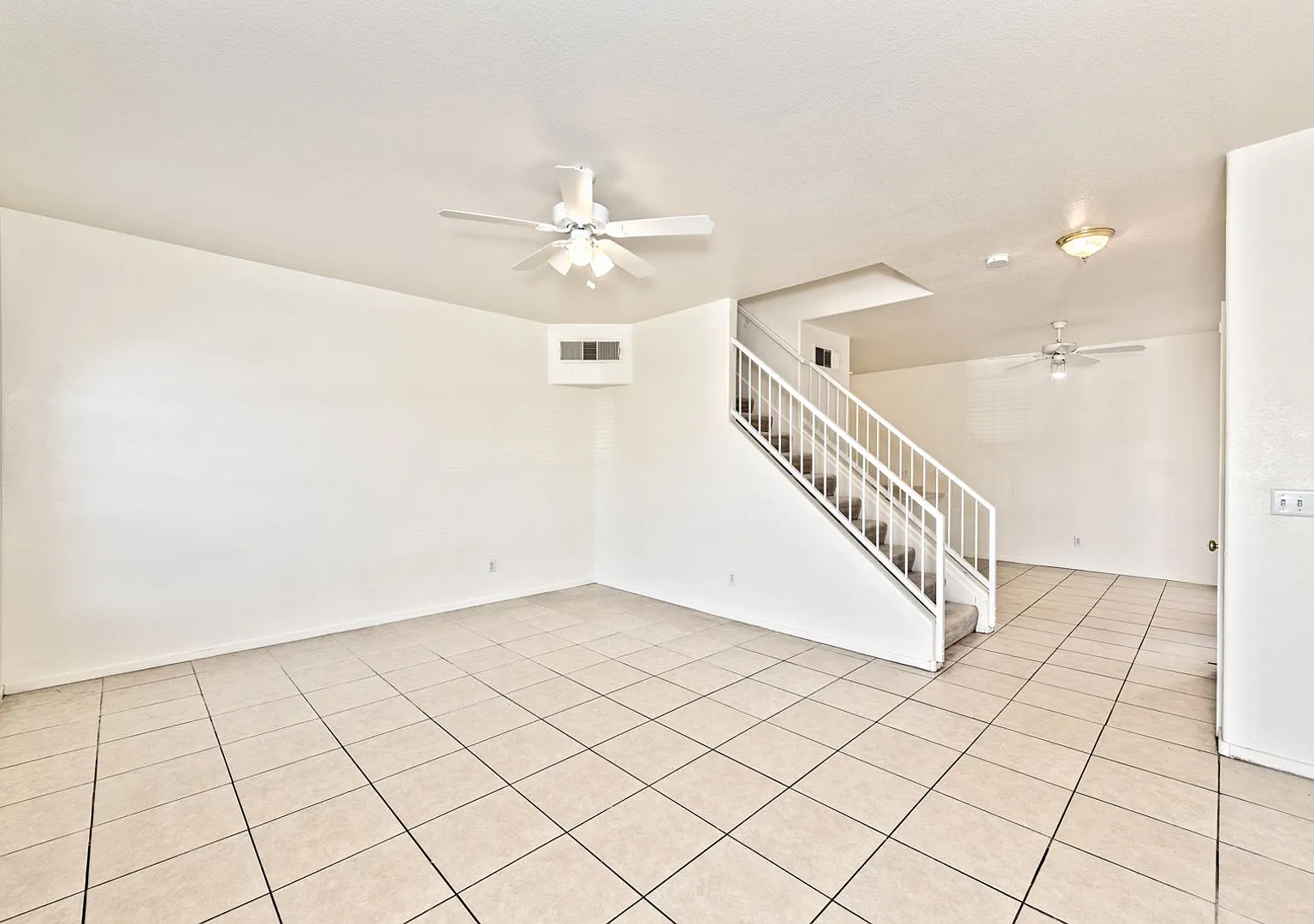 1637 Cave Spring Drive, Henderson, Nevada 89014 — Photo 3