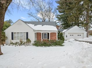 49 Dewberry Rd, Waterbury, CT 06705