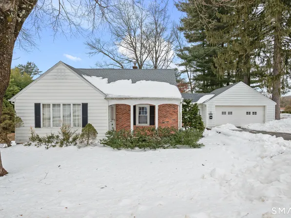 49 Dewberry Road, Waterbury, CT 06705