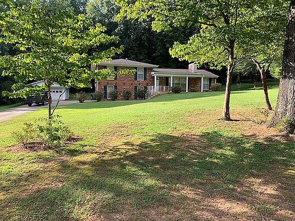 2nd image of 195 Valley View Dr