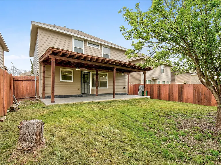 7201 Outfitter Dr — Photo 22