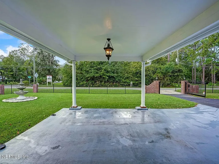 12957 Mandarin Rd — Photo 5