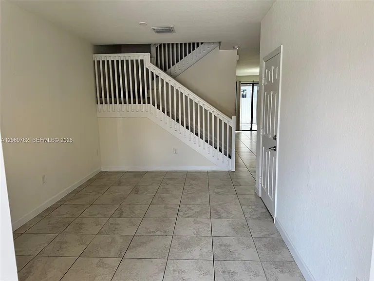 11424 SW 252nd St — Photo 6
