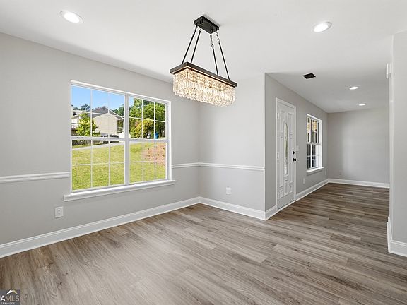 5th image of 620 Allens Landing Dr