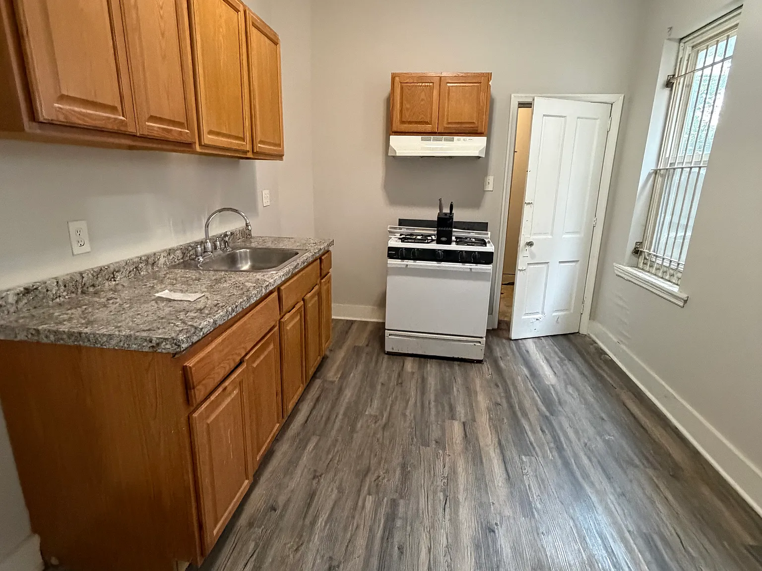 3 bed, 1034 sqft, $1,250 — Photo 4