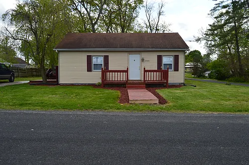 2045 W Packard Ave Photo 1