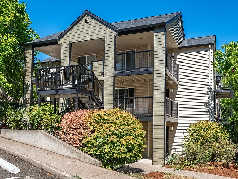 Glen Ridge | Exterior