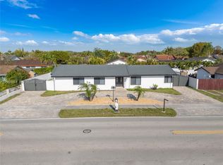 Apache Sub, Miami, FL 33175