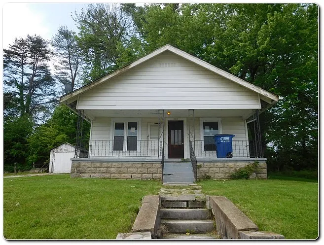 2515 Q St photo 1