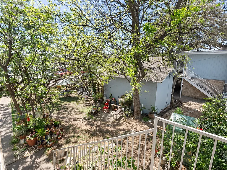 515 Krebs Ln #204 — Photo 20