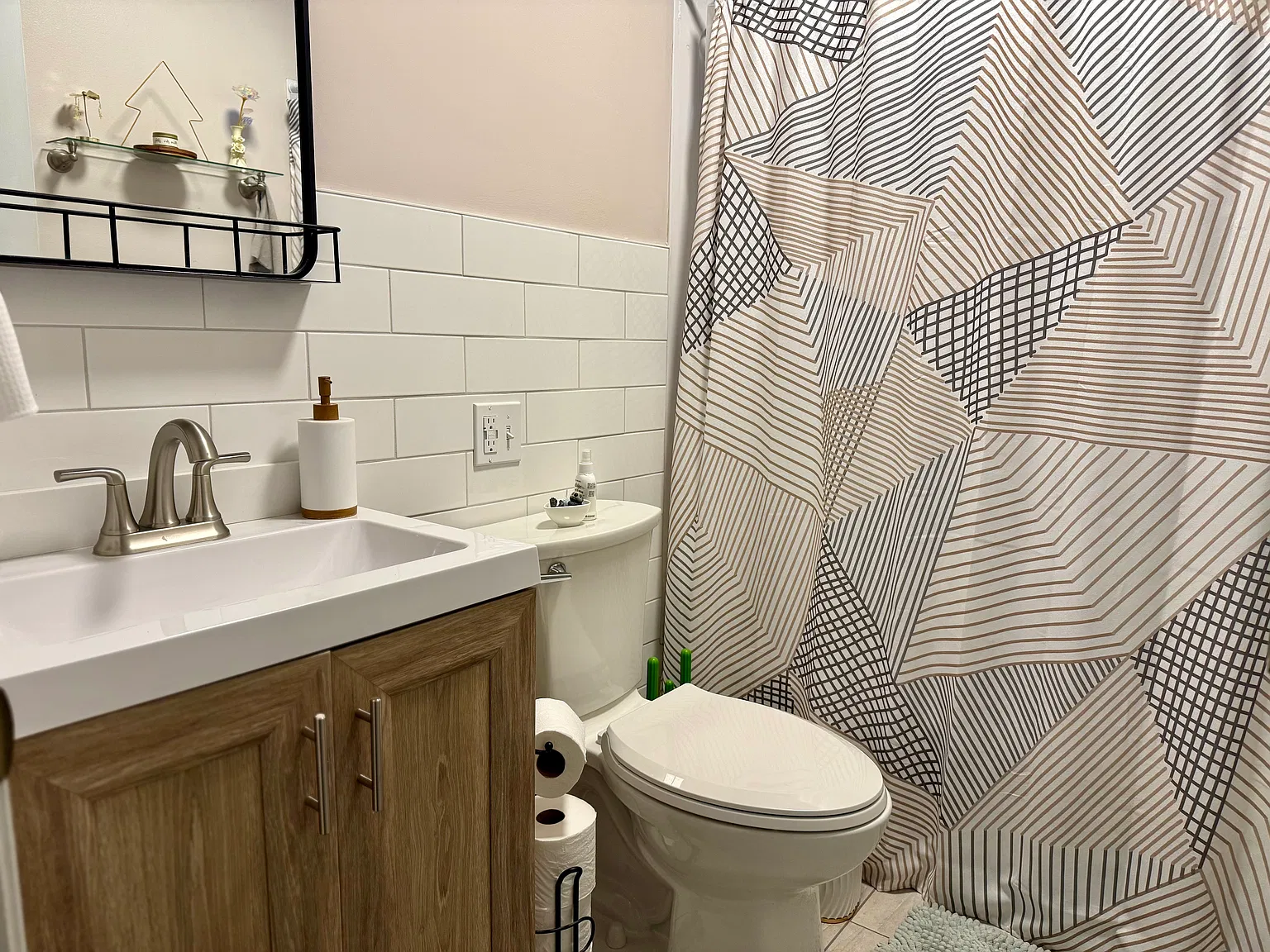 2 bed, 1010 sqft, $1,495 — Photo 4