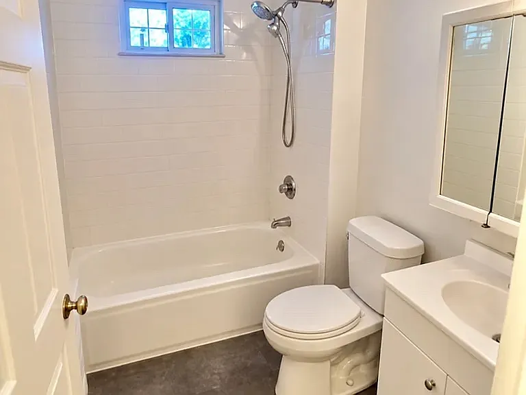 1 bed, 1200 sqft, $1,400 — Photo 4