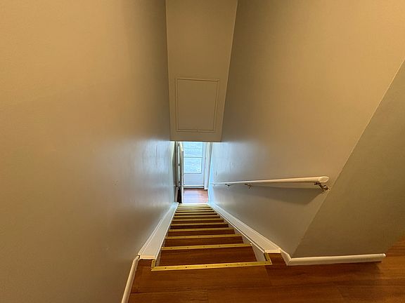 5th image of 72 Dallas Ave APT 6