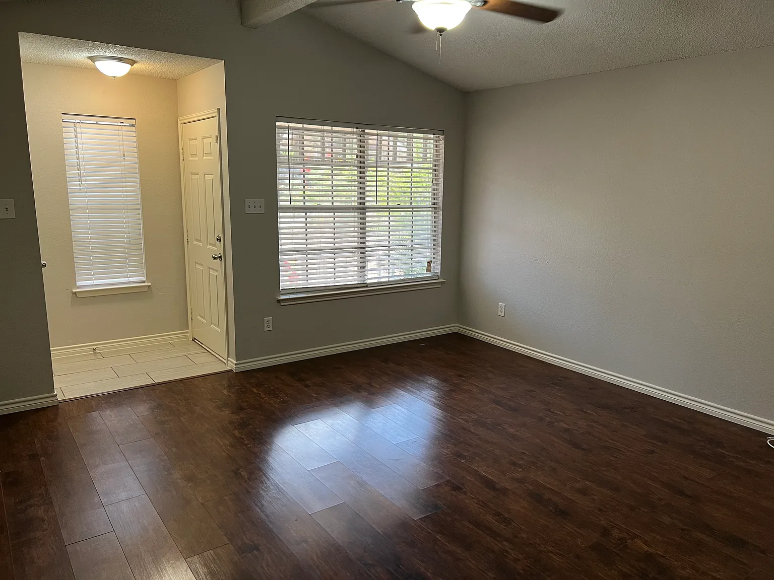 3 bed, 1176 sqft, $1,675 — Photo 4