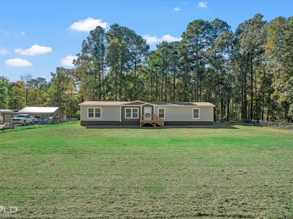 2017 Cypress Forest Dr, Benton, LA 71006