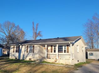 1108 Forrest Ave, Smithville, TN 37166