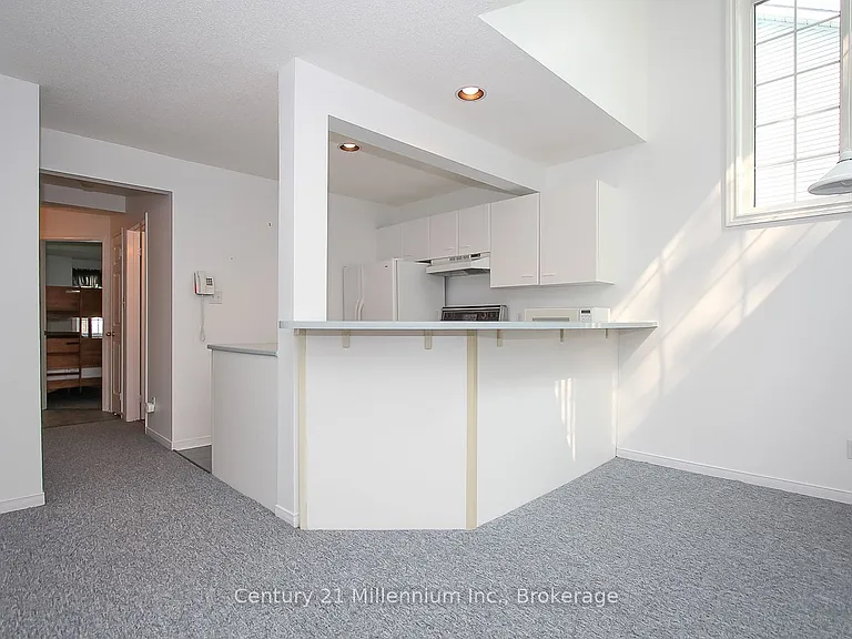 146 Settlers Way #36 — Photo 8