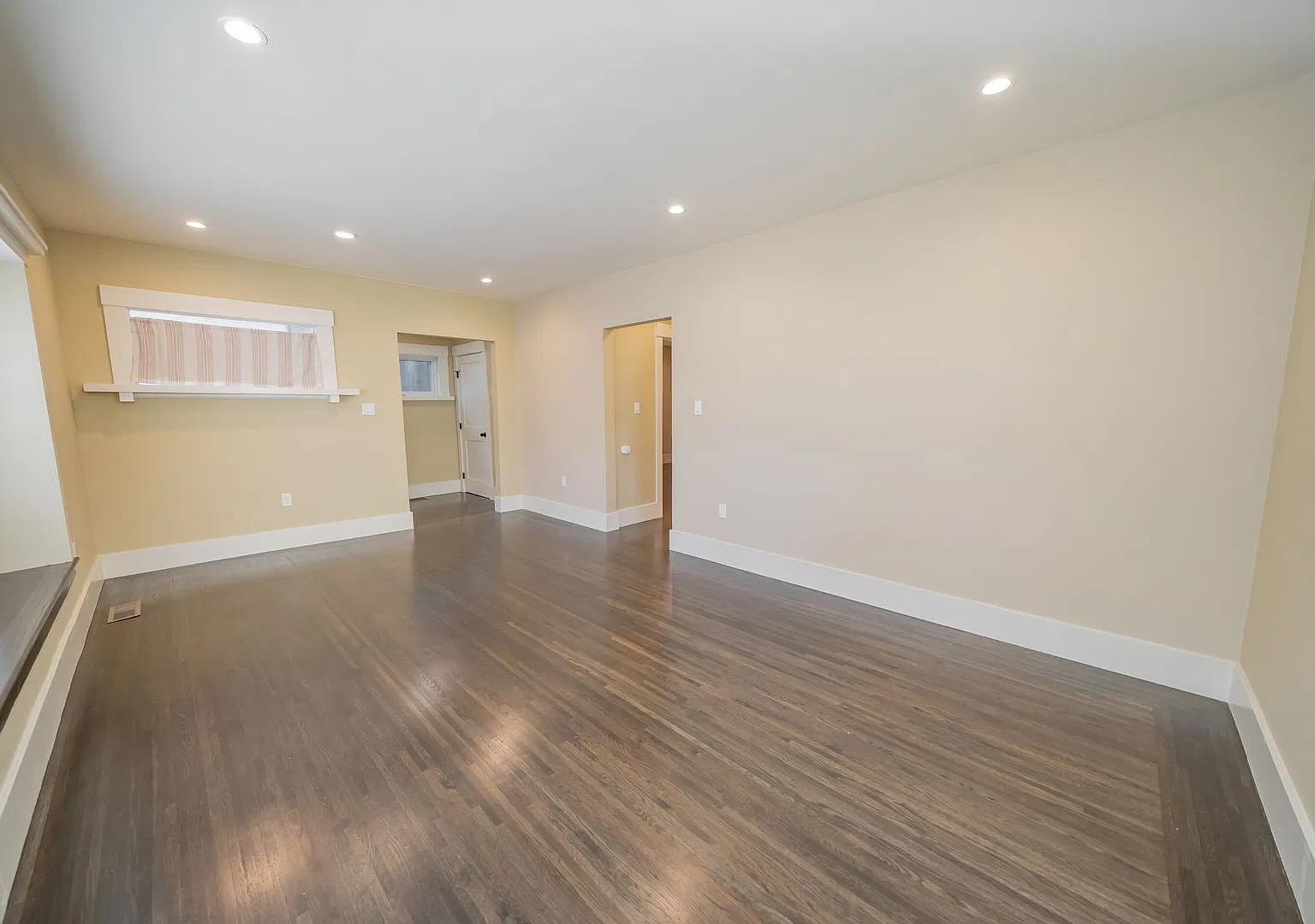 2209 Cedar Street — Photo 4