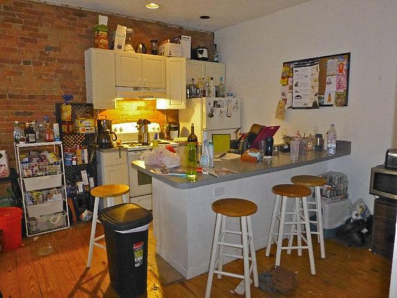 3rd image of 612 Columbus Ave APT 2F