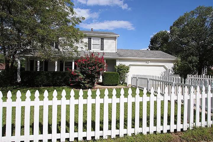 705 Troy Trl photo 1